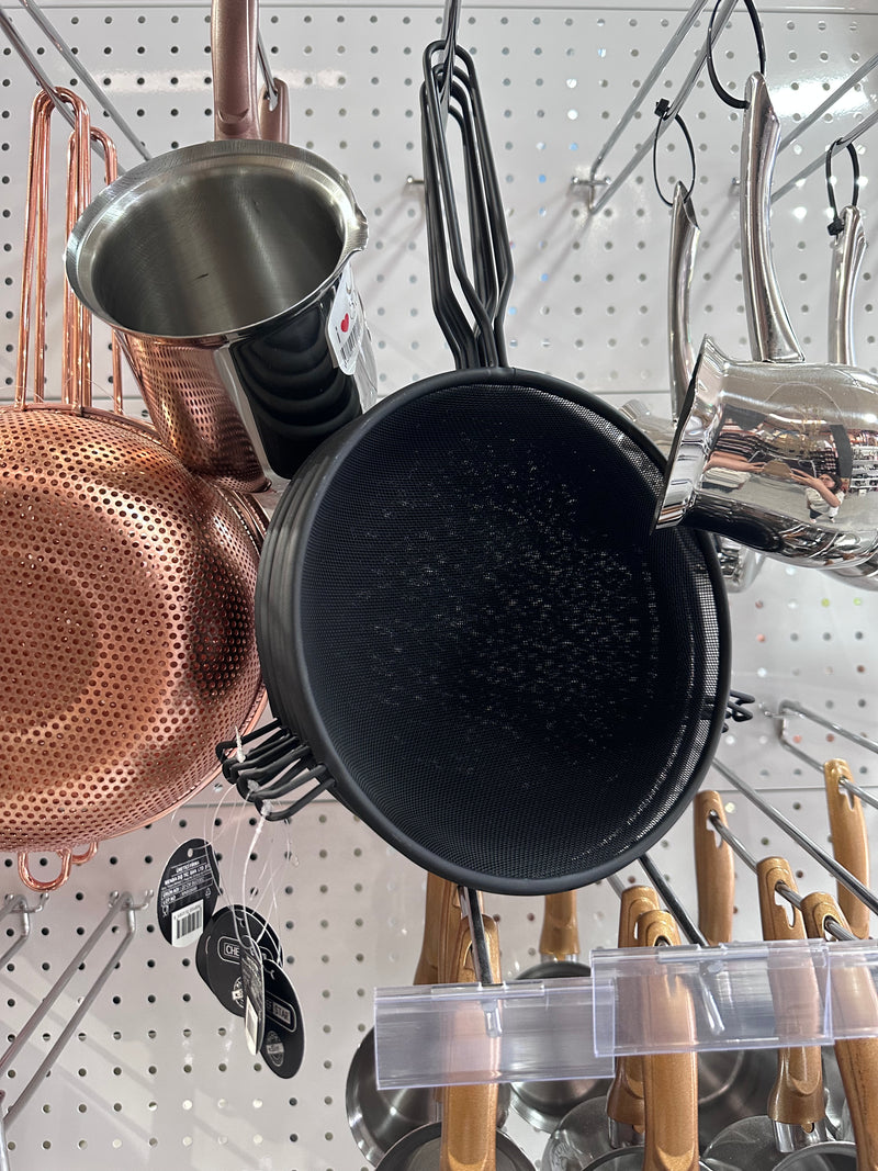 Black stainless steel strainer/sieve